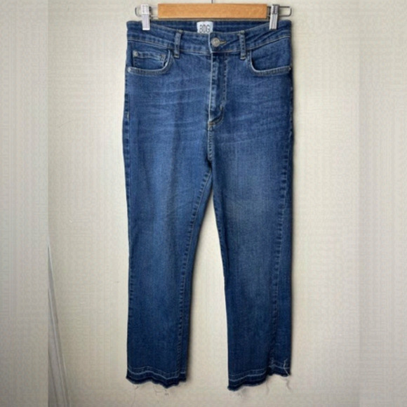 BDG straight cropped raw hem high rise jeans size 27 - Picture 1 of 11